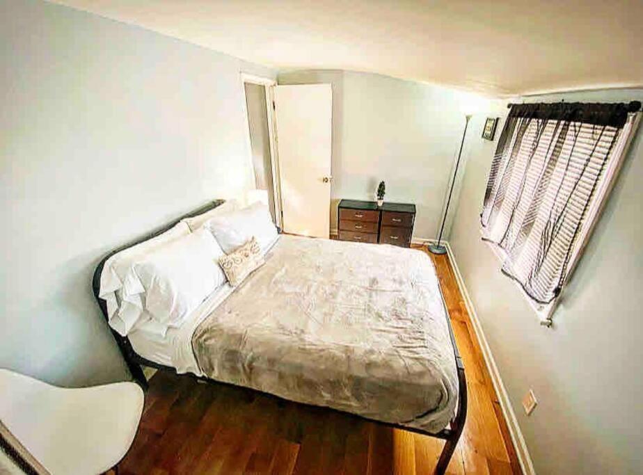 Adorable&Cozy Suburban Home Mins From Dwtn/Airport Рочестер Экстерьер фото
